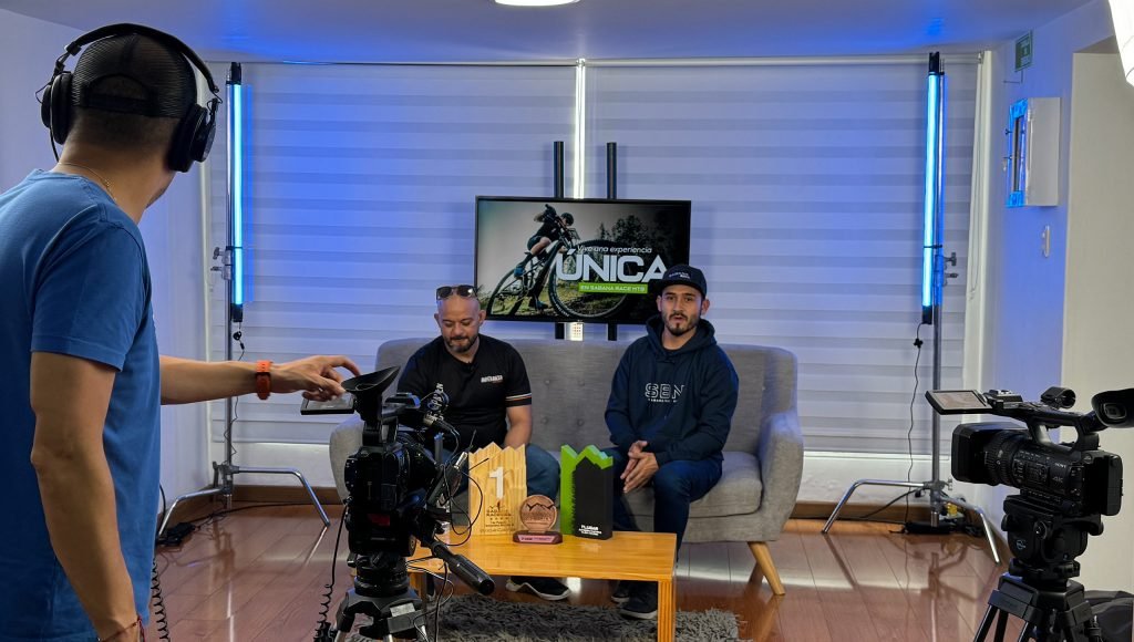 cómo hacer videos para redes sociales con calidad profesional