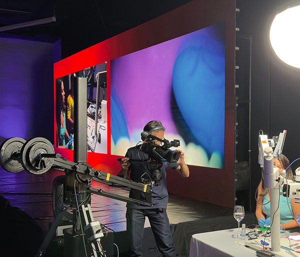 "Montaje de eventos corporativos de gran formato en Bogotá por Motion Factory Studios