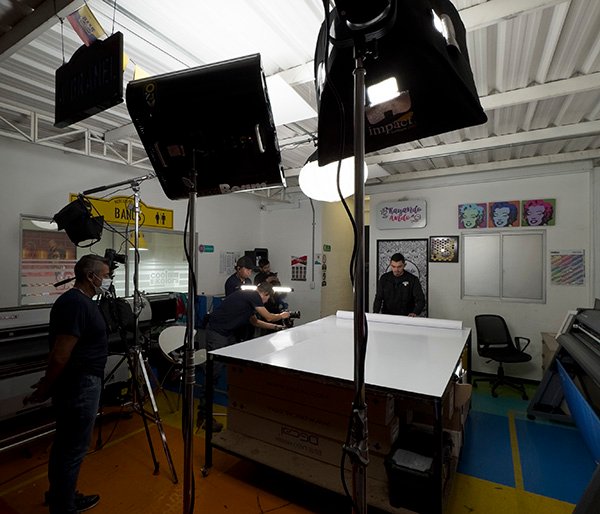 Producción de video profesional para empresas por Motion Factory Studios